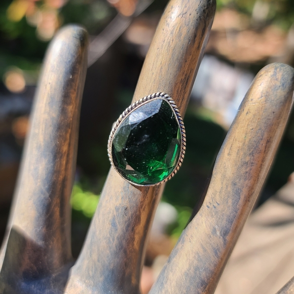 Tourmaline large green pear cut sterling ring sz6 - Picture 6 of 7